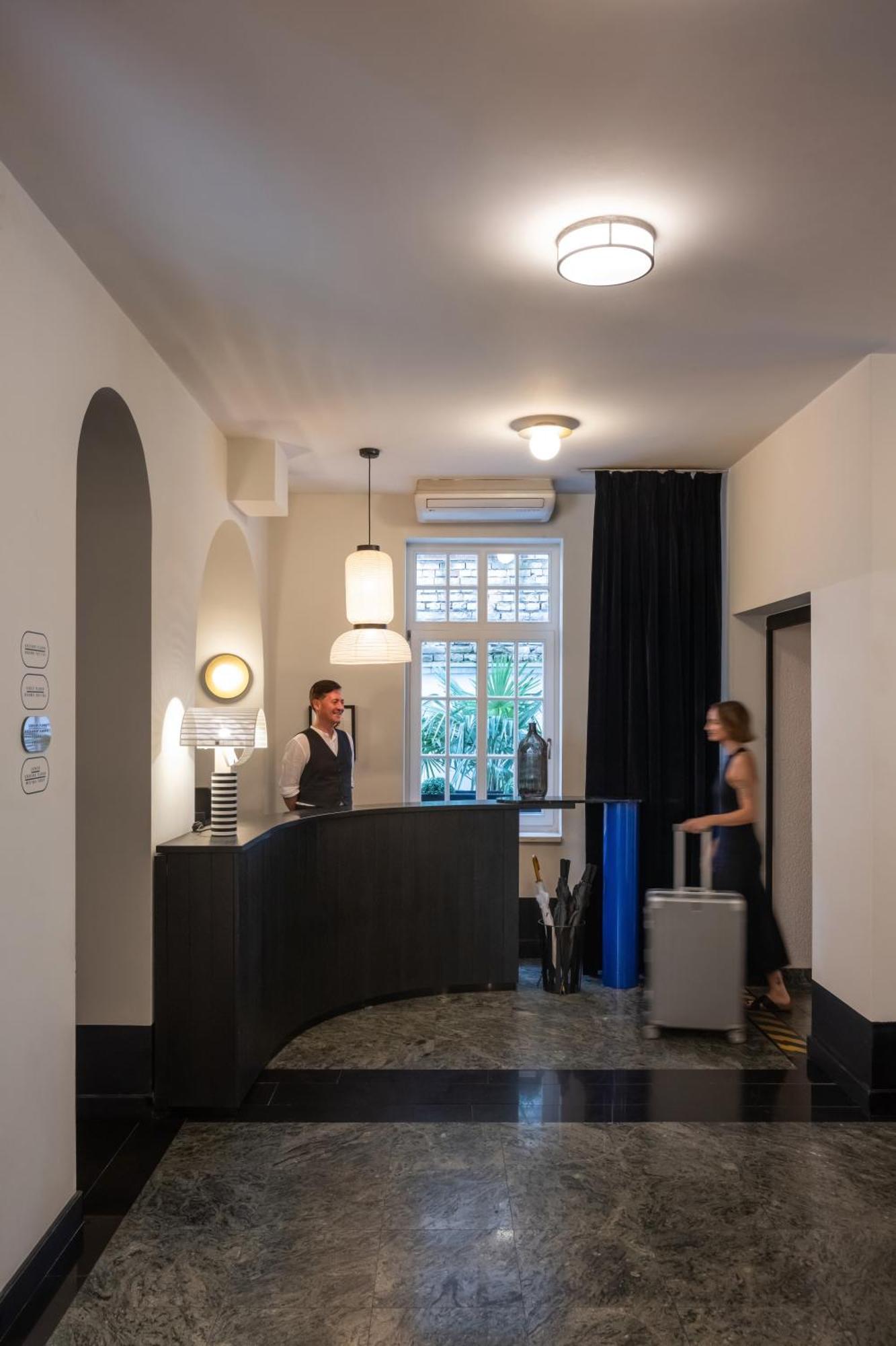 Pavilion Boutique Hotel Belgrado Exterior foto
